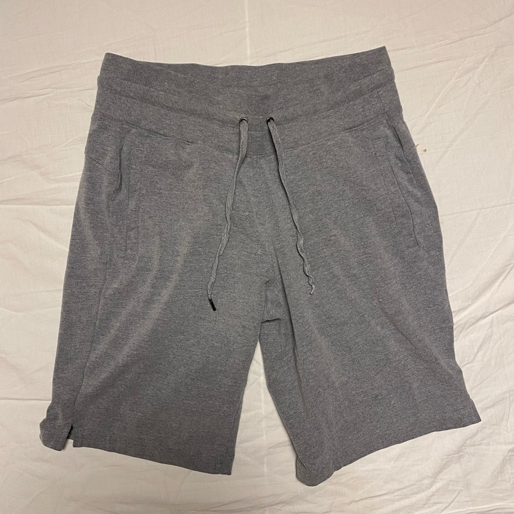 Women’s TekGear long length shorts size small
